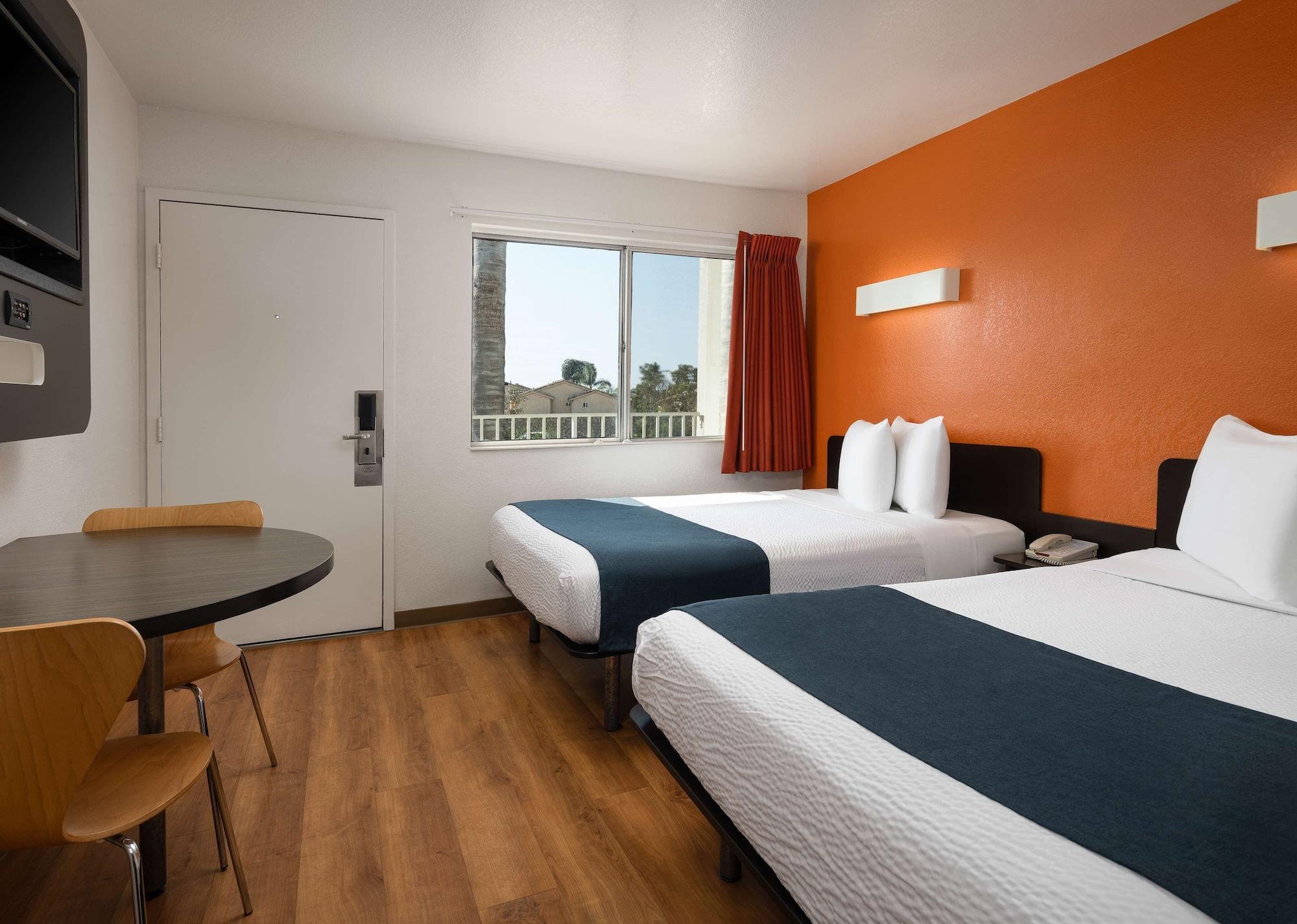Hotel 6-carpinteria, Ca - Santa Barbara - North Carpinteria