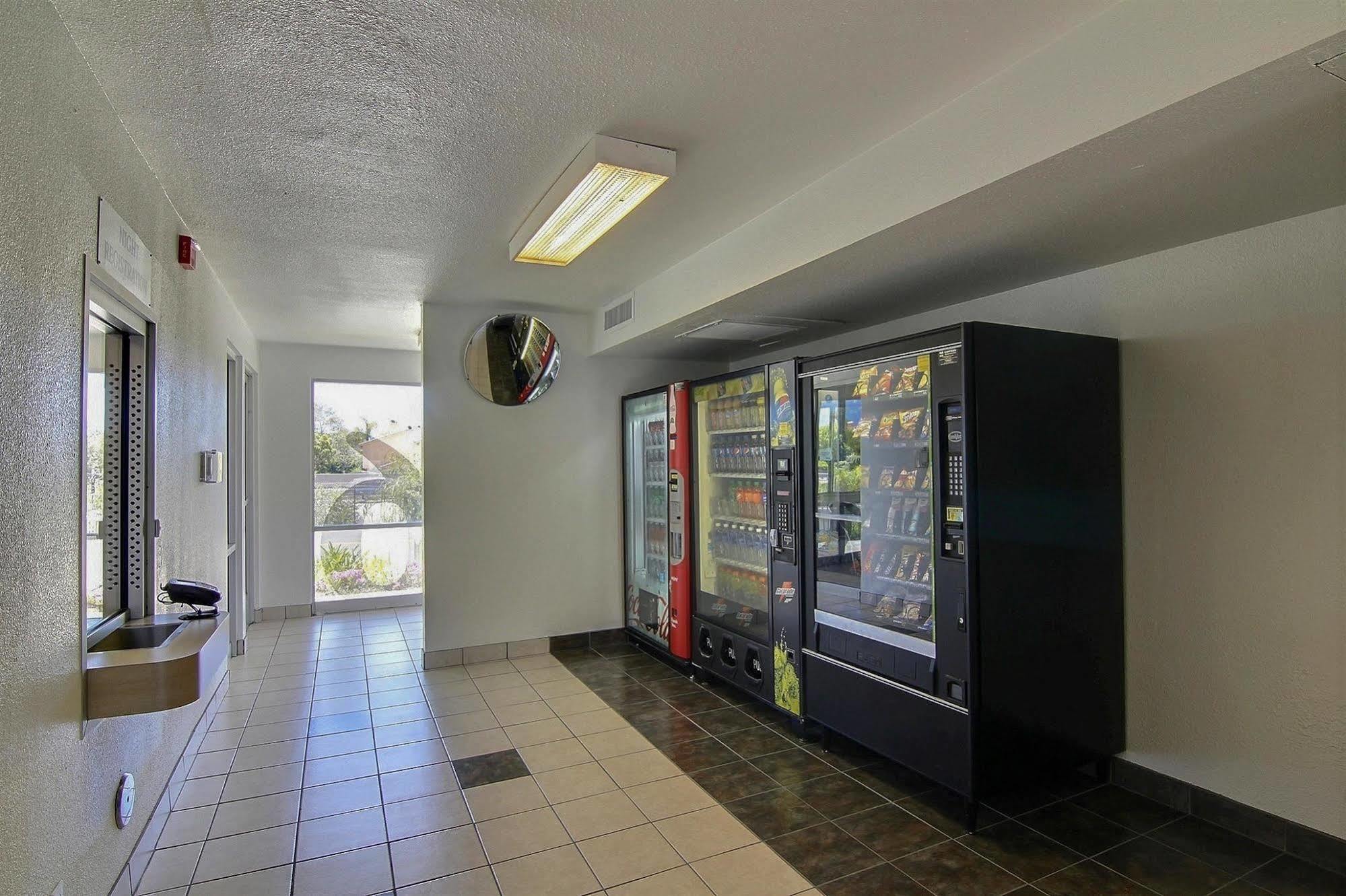 6-carpinteria, Ca - Santa Barbara - North Hotel 2*